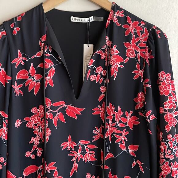 ALICE AND OLIVIA Moore Blouson-sleeve Floral Dress In Vivid Black - Picture 3 of 15